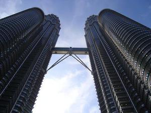 印尼建筑工程的承包与管理